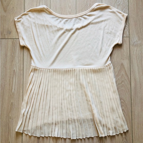 American Eagle Outfitters Cream Happy Hour Tee - Picture 4 of 10